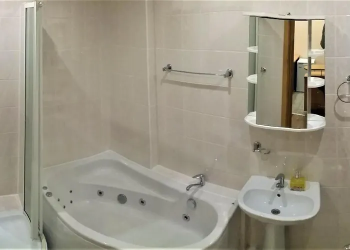 Near Svyturio Arena Apartamento